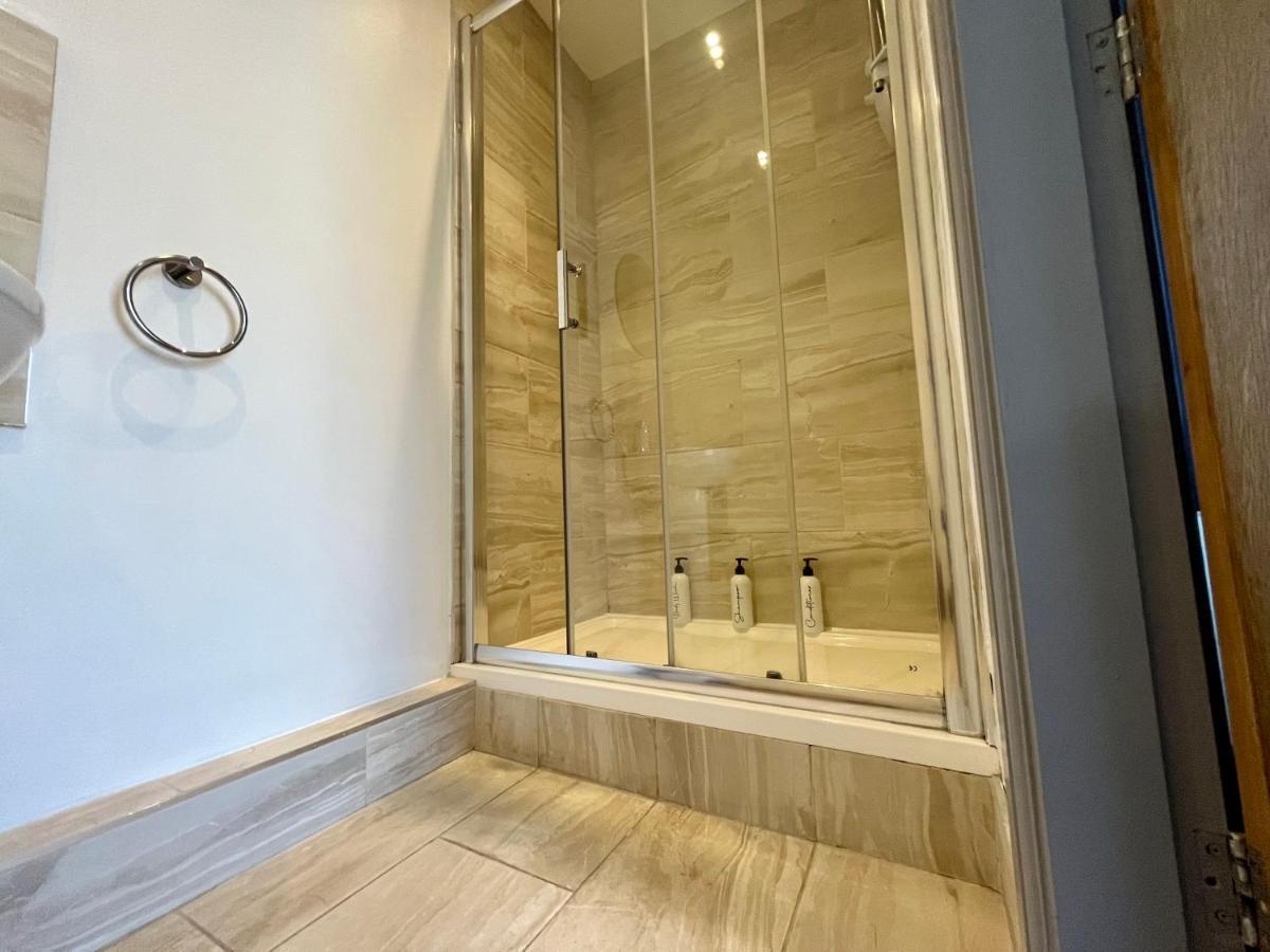 Market Street Penthouse By Kp นอตติงแฮม ภายนอก รูปภาพ